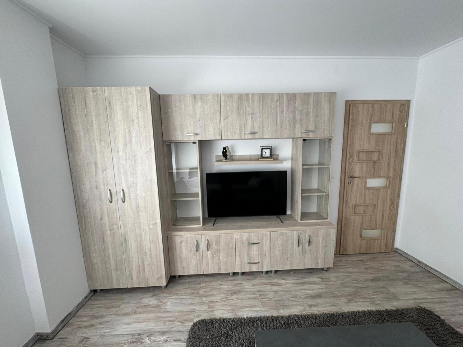 Bingo Apartman Cristuru Secuiesc Екстер'єр фото